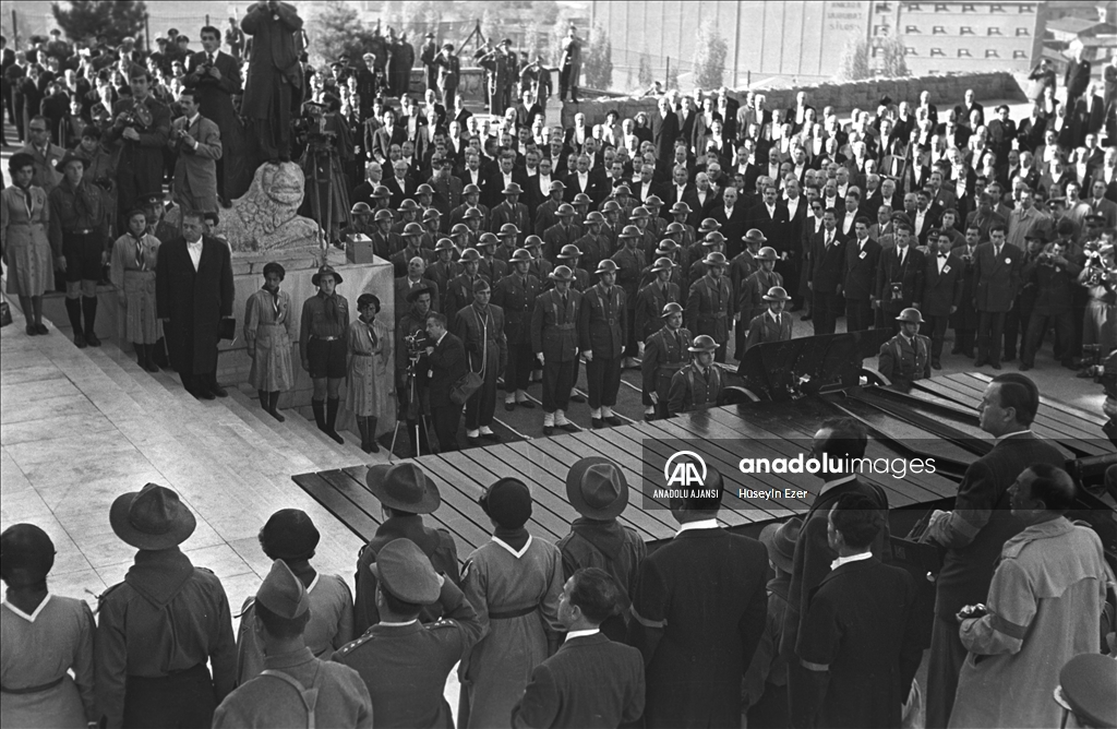 Atatürk'ün cenazesinin Anıtkabir'e nakli