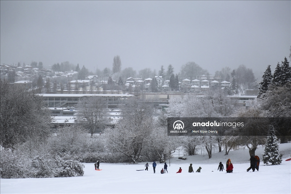 Vancouver'da kar yağışı