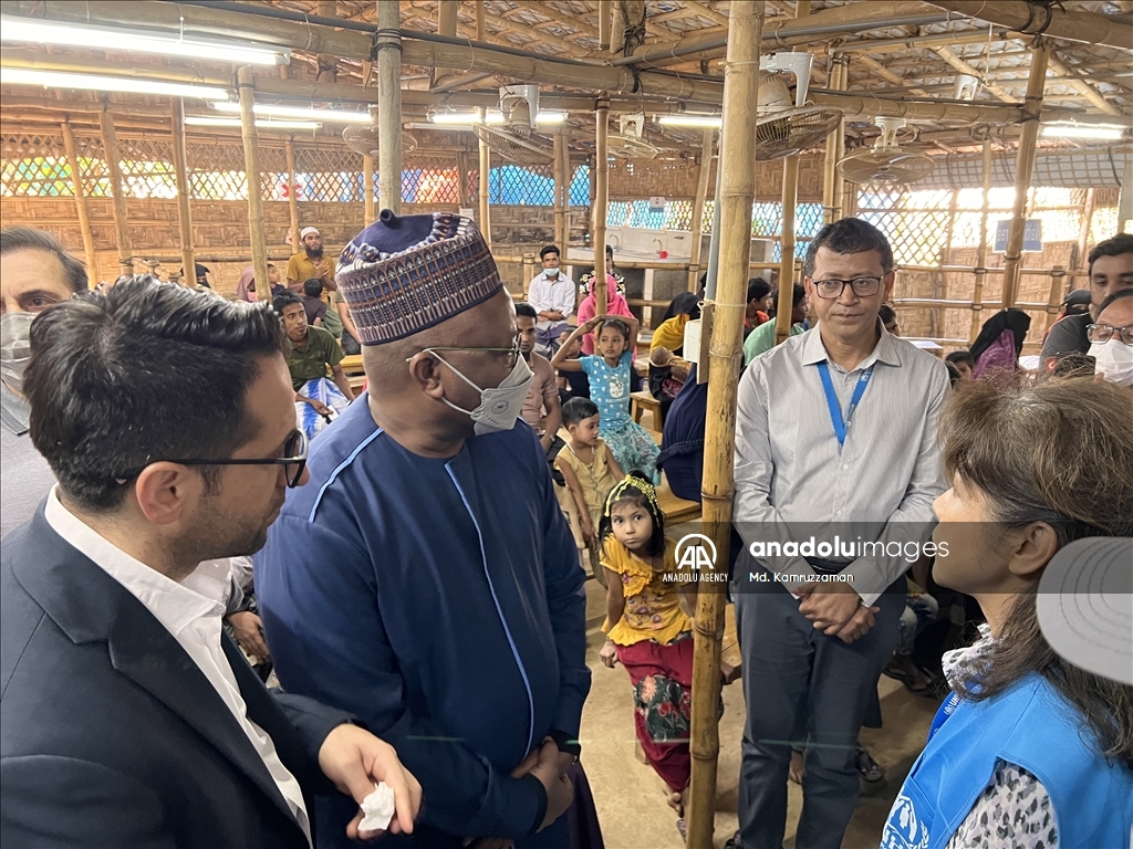 High-profile committee of Parliamentary Union of OIC Member States (PUIC) visited Rohingya camps in Bangladesh