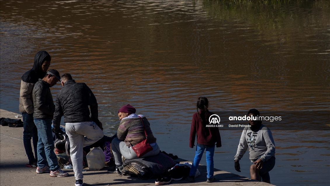 Meksika'nın Ciudad Juarez kentindeki göçmenlerin bekleyişi sürüyor