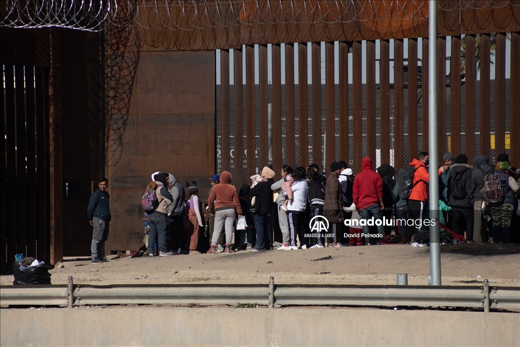 Meksika'nın Ciudad Juarez kentindeki göçmenlerin bekleyişi sürüyor