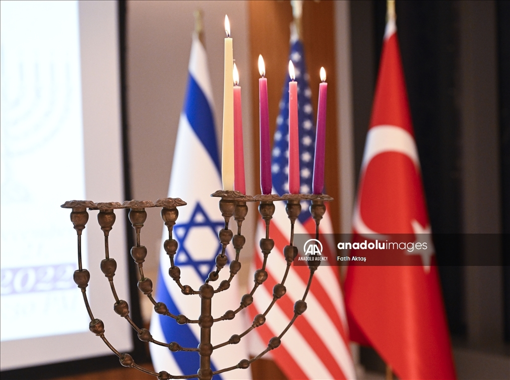 Turkish-American Jews celebrate Hanukkah at Turkish House in New York for first time