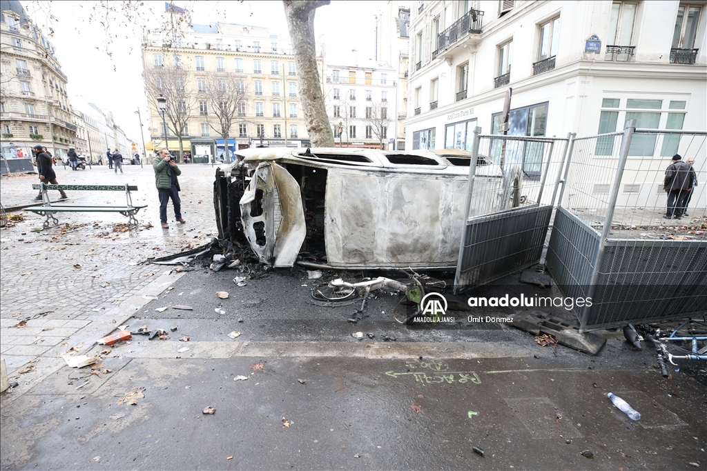 Terör örgütü PKK yanlıları Paris'te polisle çatıştı