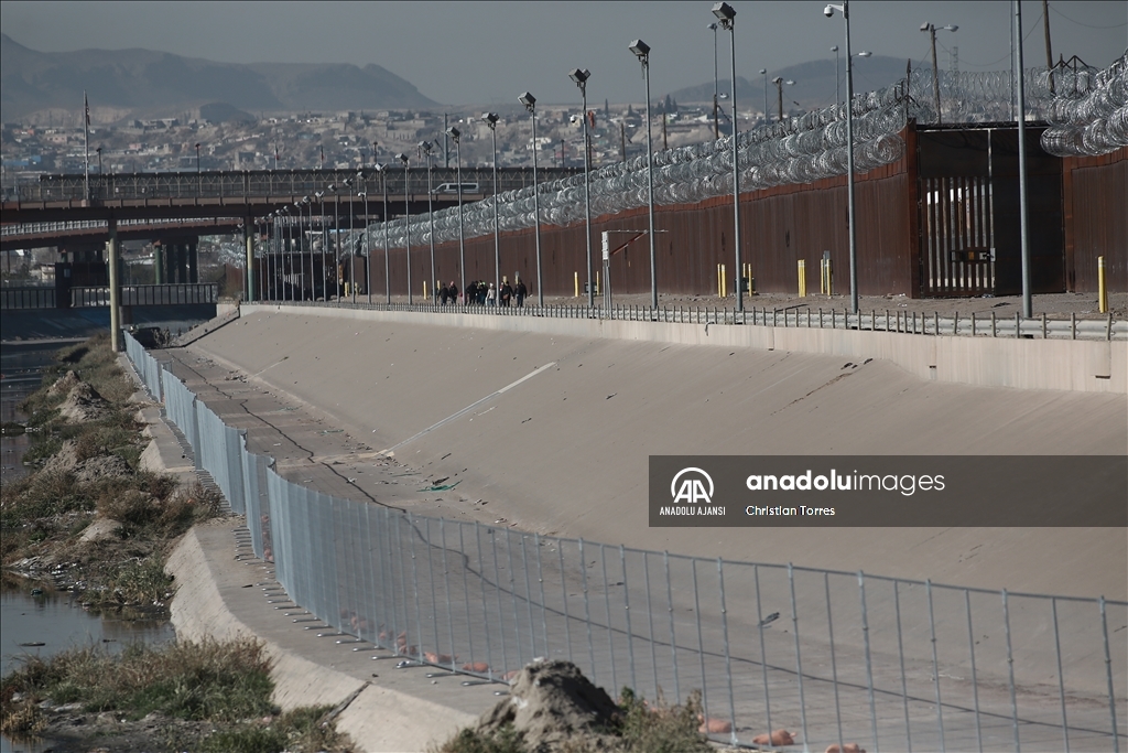 Meksika'nın Ciudad Juarez kentindeki göçmenlerin bekleyişi sürüyor