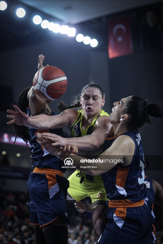 Fenerbahçe Alagöz Holding - ÇBK Mersin Yenişehir Belediyesi