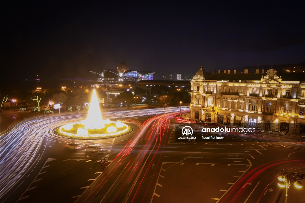 Баку готов к новогодним праздникам