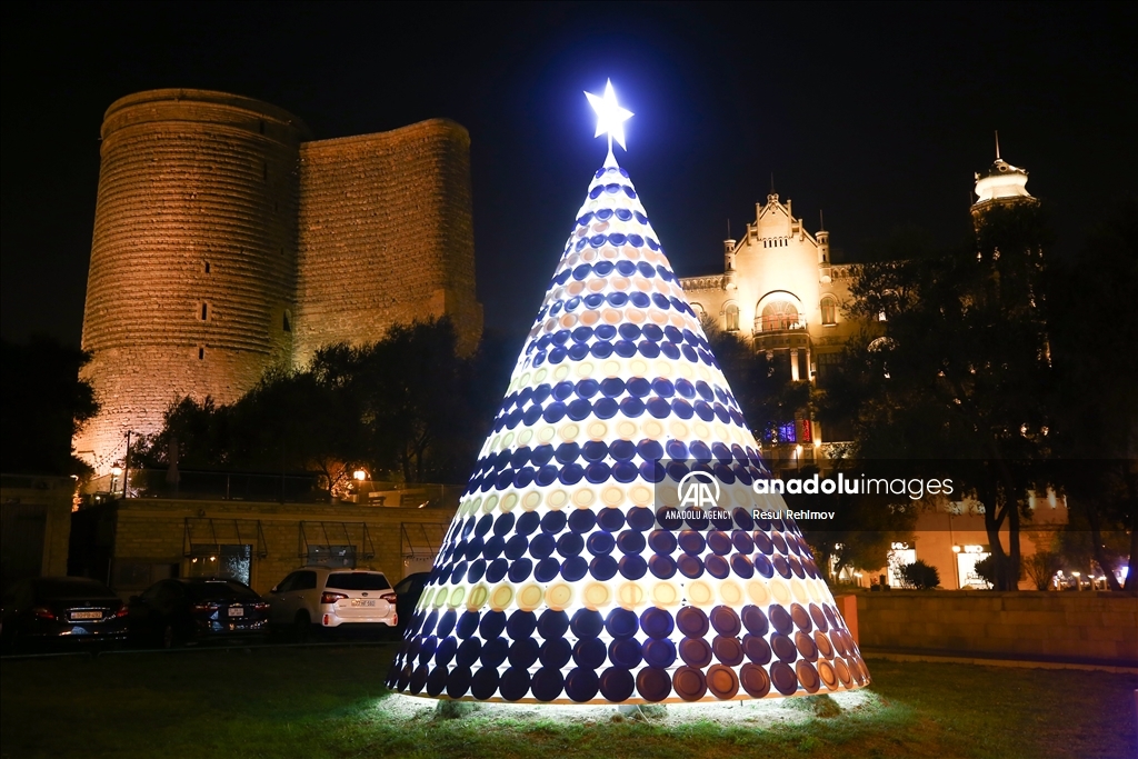 Баку готов к новогодним праздникам