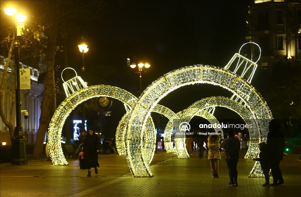 Баку готов к новогодним праздникам