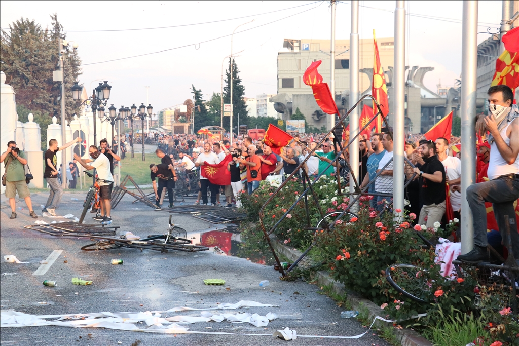 Shkup, vazhdojnë protestat kundër propozimit francez për zgjidhjen e mosmarrëveshjes me Bullgarinë