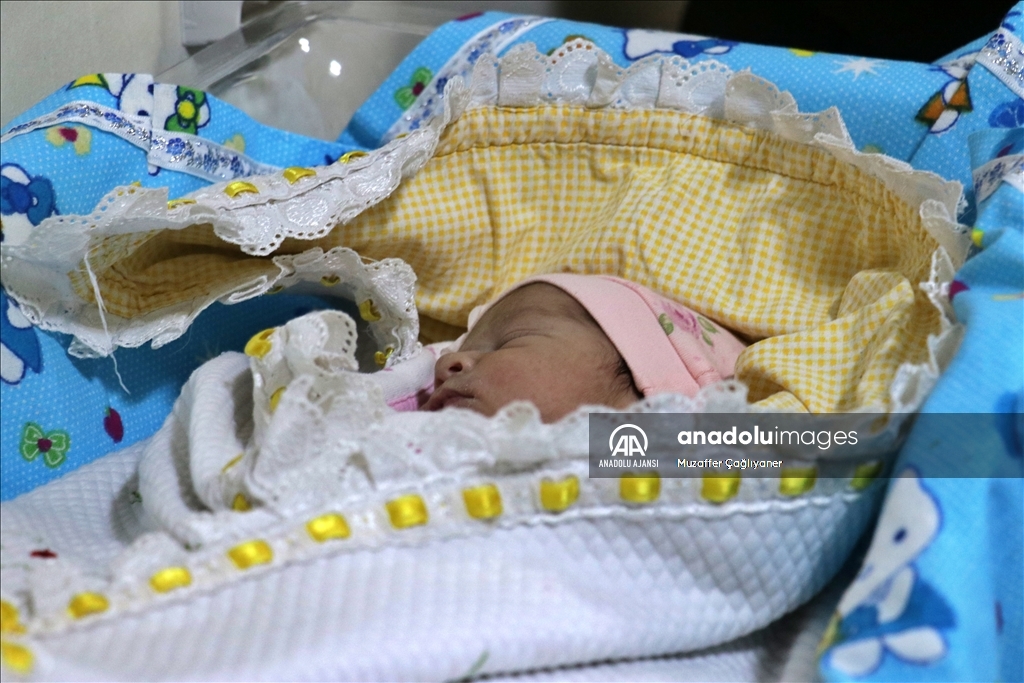 Osmaniye'de yeni yılın ilk bebeği dünyaya geldi