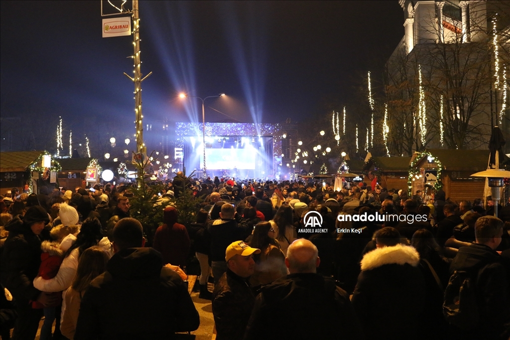 Festohet Viti i Ri në vendet e rajonit - Kosova
