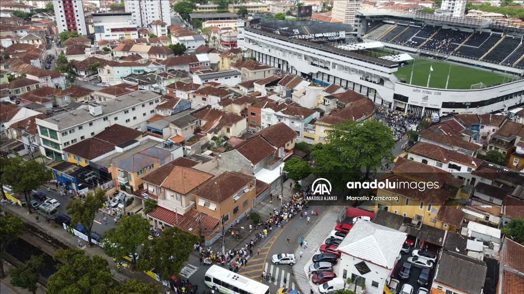 Vila Belmiro Stadyumu'nda Pele'nin cenaze töreni düzenlendi