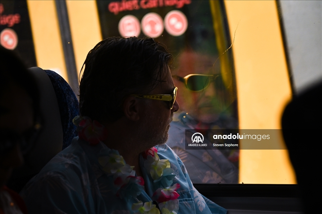 'Elvis Ekspres' Sidney'den yola çıkıyor