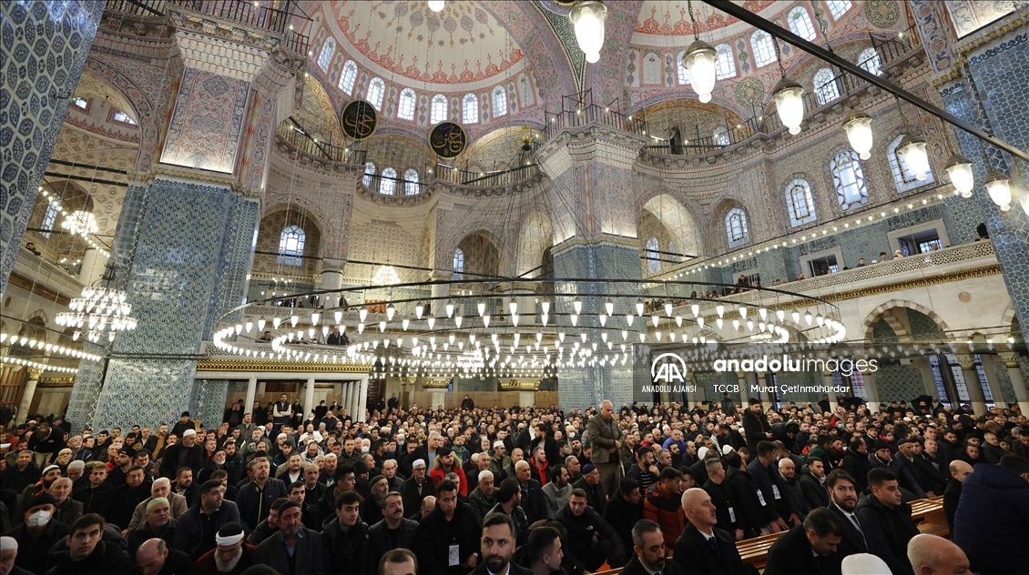 Restorasyonu tamamlanan Yeni Cami'nin açılış töreni