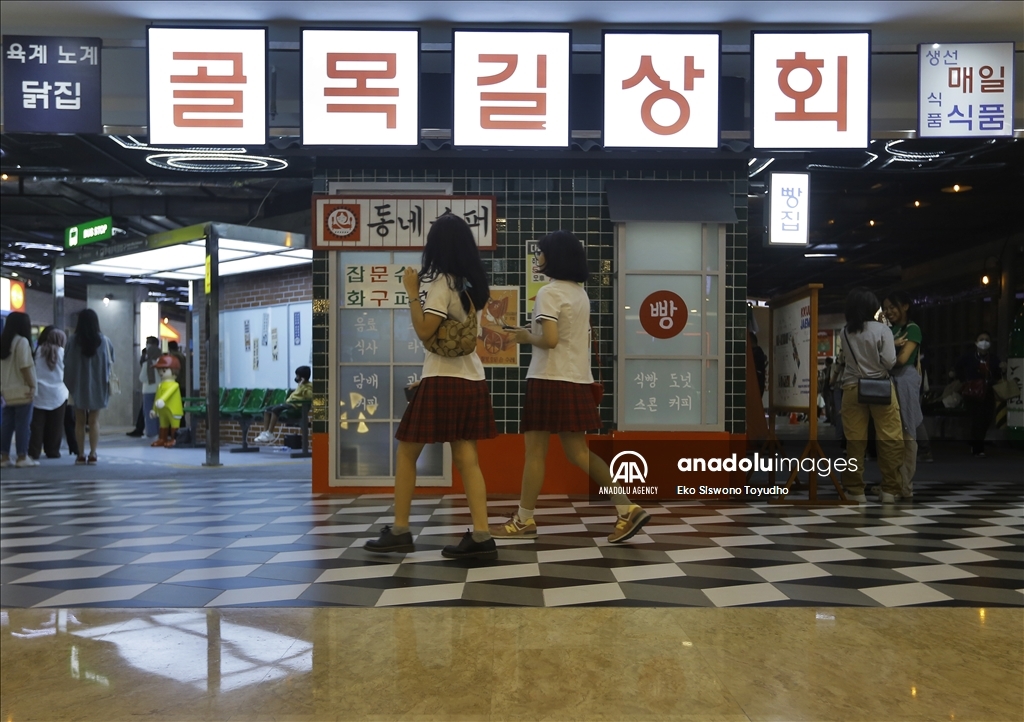 Mal dengan konsep Korean Street menarik pengunjung di Jakarta