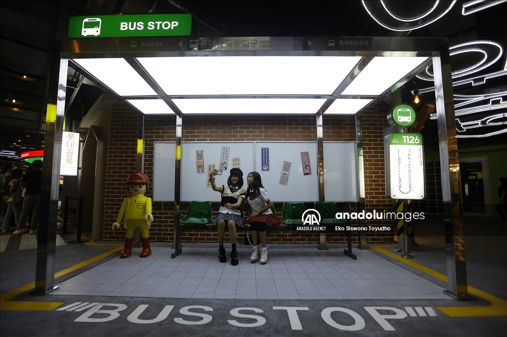 Mal dengan konsep Korean Street menarik pengunjung di Jakarta