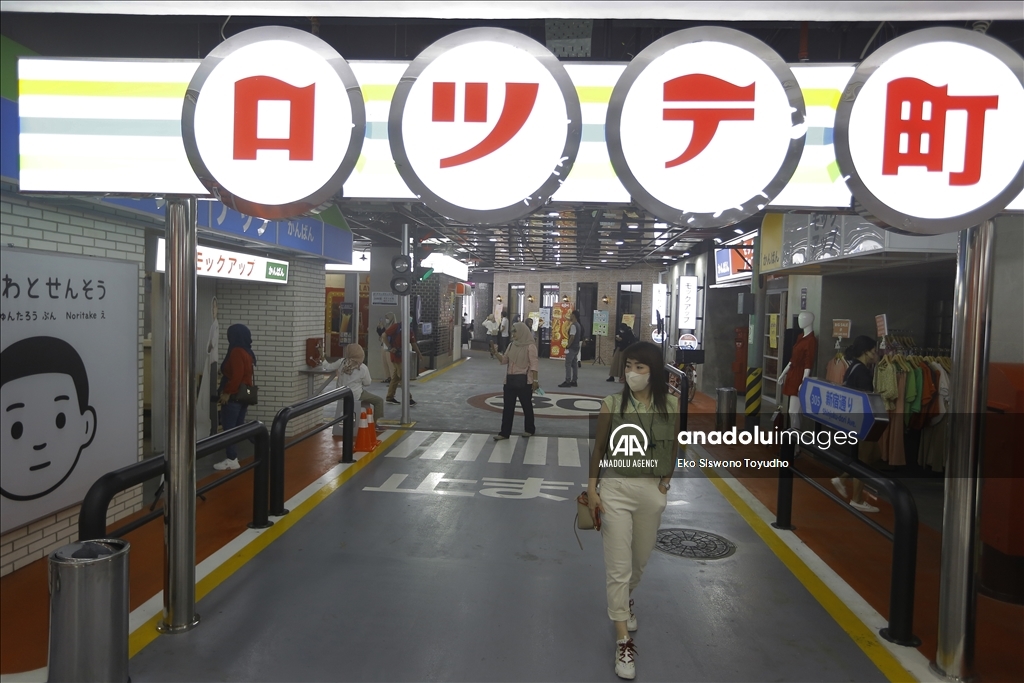 Mal dengan konsep Korean Street menarik pengunjung di Jakarta