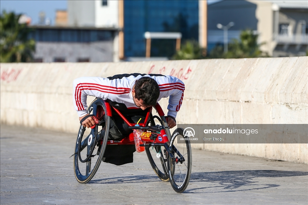 5 Ocak Adana Kurtuluş Yarı Maratonu koşuldu