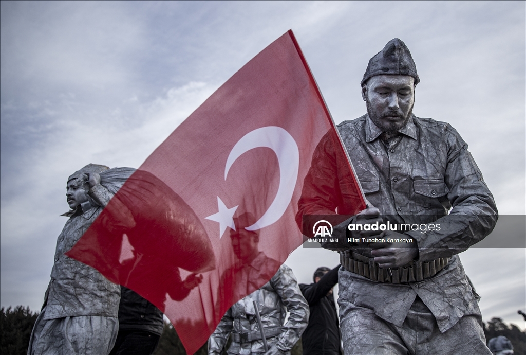 Şehitlerin izinde yürümek için binlerce vatandaş Allahuekber'de bir araya geldi