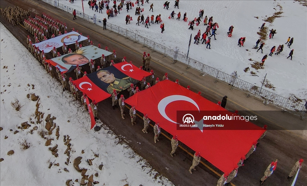 Sarıkamış'ta "Biz Hep Aynı İzdeyiz" yürüyüşü başladı