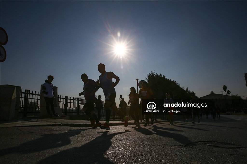 5 Ocak Adana Kurtuluş Yarı Maratonu koşuldu