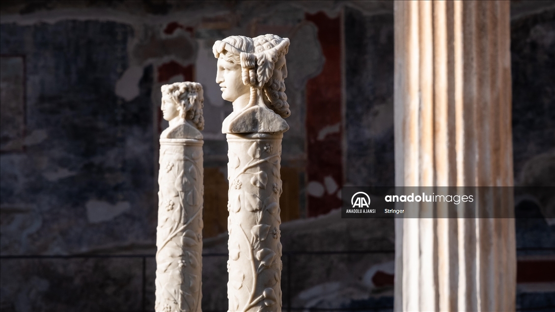 İtalya’nın Pompeii antik kentinde bulunan Vetii Evi ziyarete açıldı