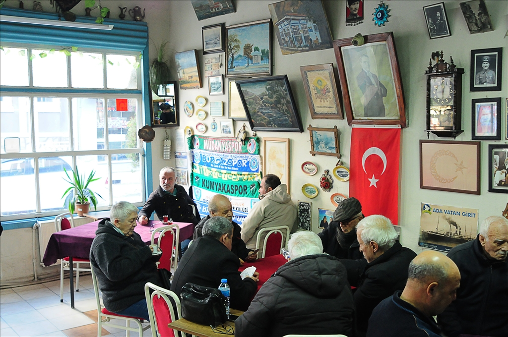 Mudanya'daki Tarihi Alay Kahvesi 63 yıldır müşterilerine hizmet veriyor