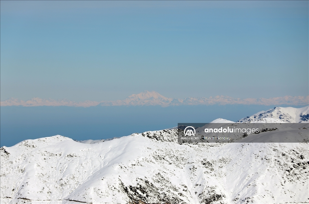 کوه‌های کاچکار ترکیه در راه تبدیل شدن به مرکز هلی‌اسکی در اروپا