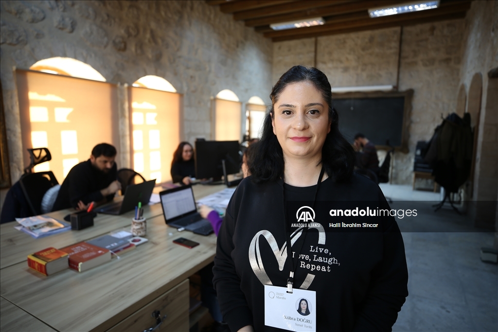 Mardin ve Şırnak'a özgü geleneksel motifler çini sanatıyla buluştu
