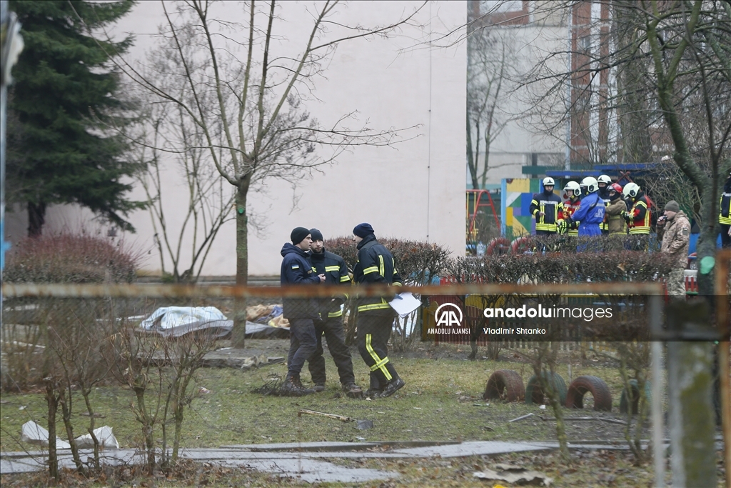 Kiev yakınlarında düşen helikopterde Ukrayna İçişleri Bakanı dahil 16 kişi hayatını kaybetti