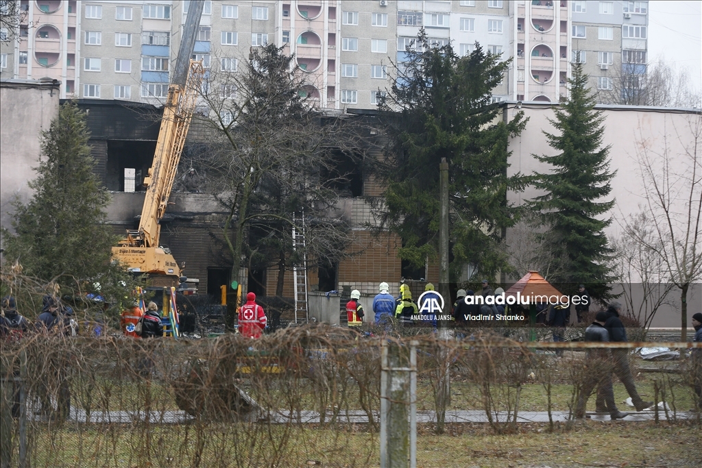 Kiev yakınlarında düşen helikopterde Ukrayna İçişleri Bakanı dahil 16 kişi hayatını kaybetti