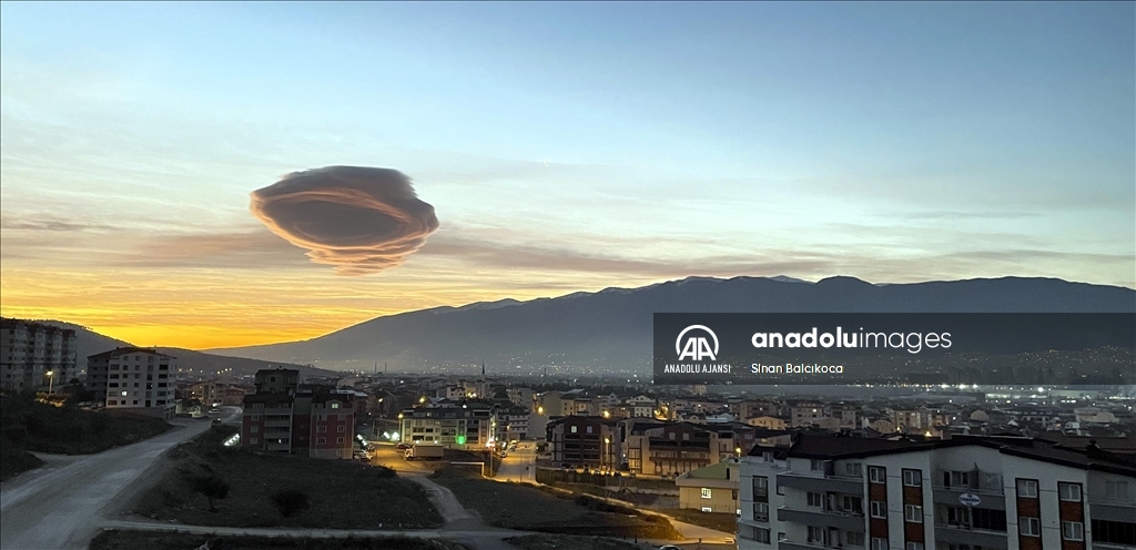 Bursa'da mercek bulutu görüldü