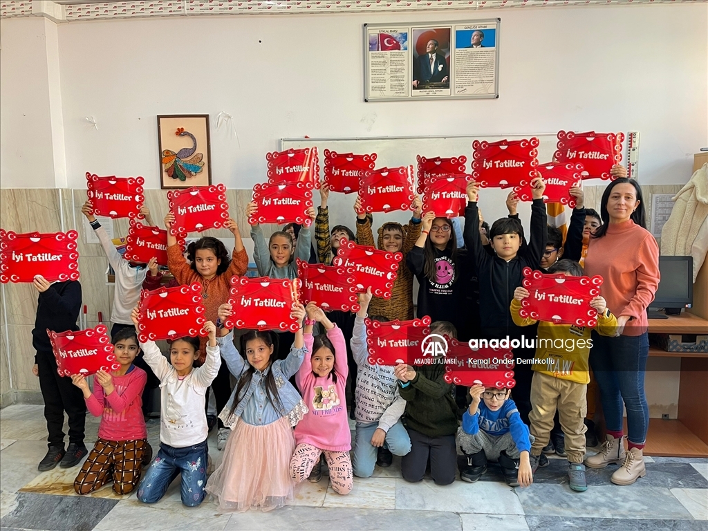 Karaman’da eğitim gören 51 bin öğrenci karne aldı