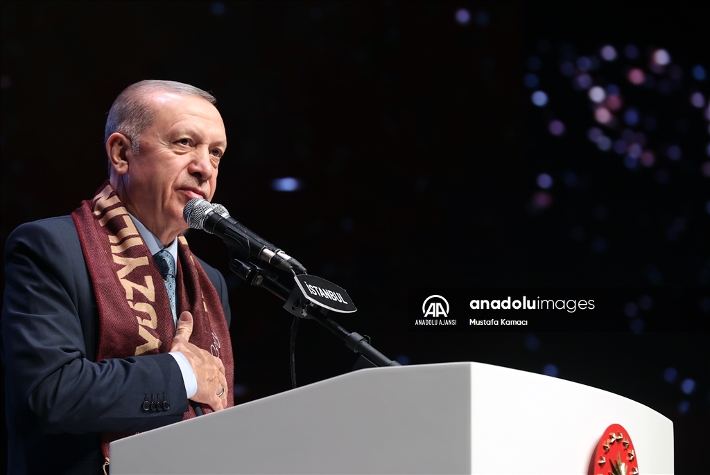 Cumhurbaşkanı Erdoğan "2023 Roman Buluşması-Yüzyılın Romanını Birlikte Yazıyoruz" programına katıldı