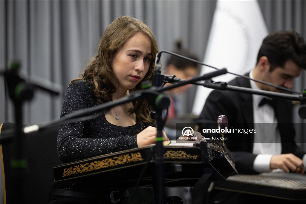 Engelleri müzikle aşan çocukların orkestrası ilk konserini Ankara'da verdi