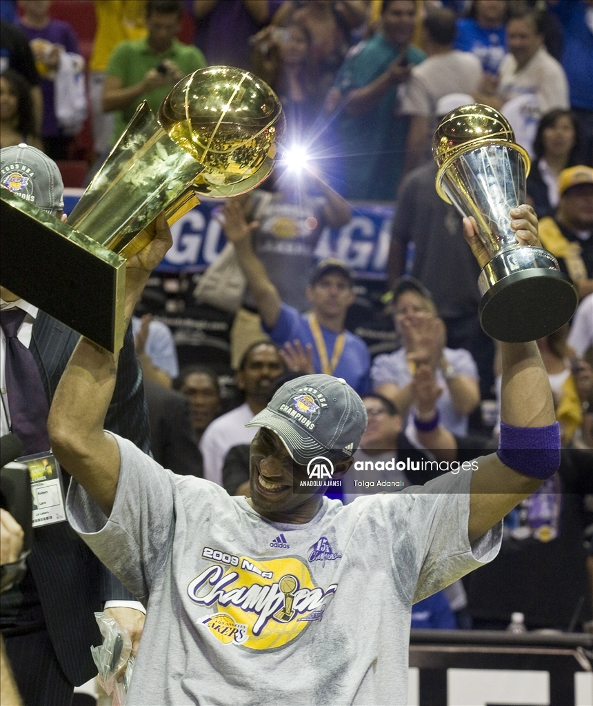 Basketbol efsanesi Kobe Bryant'ın ölümünün ardından 3 yıl geçti