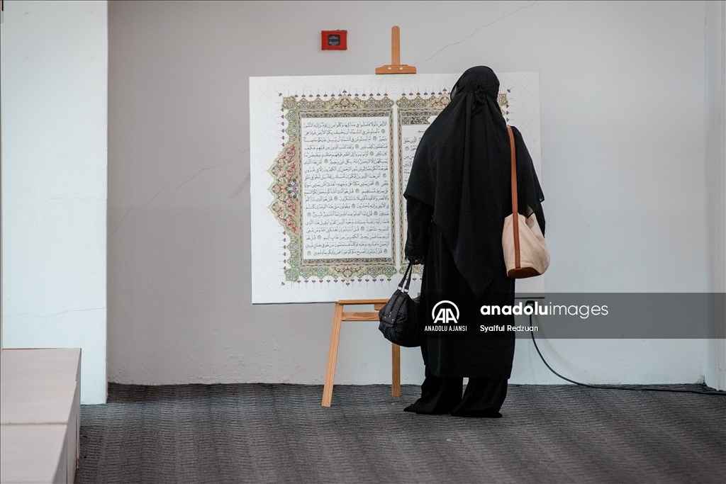 Malezya'da İslam sanatları koleksiyonu sergisi ziyarete açıldı