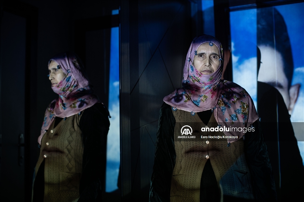 AA'nın "Diyarbakır Anneleri İçin Zamanın Durduğu An" fotoğraf sergisi açıldı