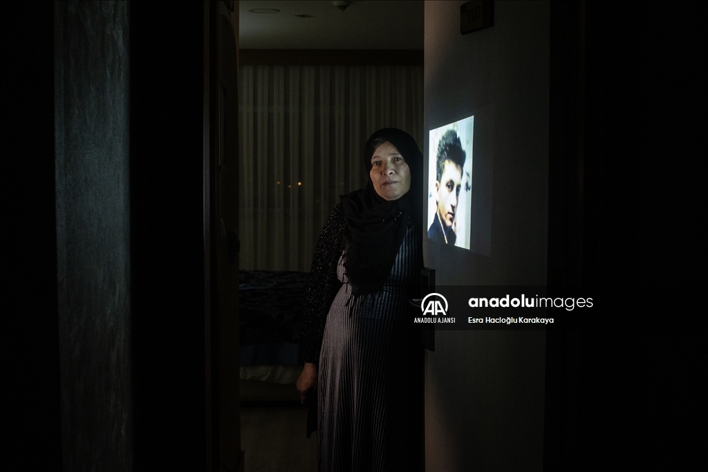 AA'nın "Diyarbakır Anneleri İçin Zamanın Durduğu An" fotoğraf sergisi açıldı