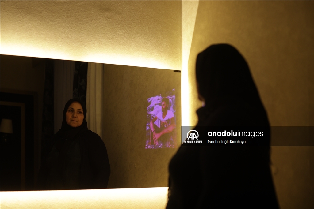 AA'nın "Diyarbakır Anneleri İçin Zamanın Durduğu An" fotoğraf sergisi açıldı