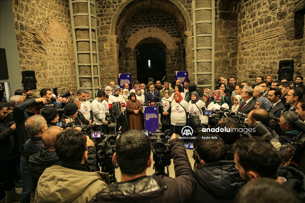 AA'nın "Diyarbakır Anneleri İçin Zamanın Durduğu An" fotoğraf sergisi açıldı