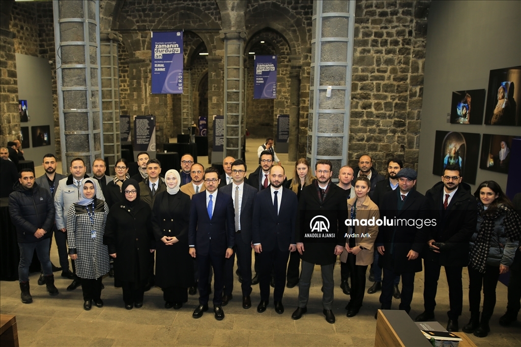 AA'nın "Diyarbakır Anneleri İçin Zamanın Durduğu An" fotoğraf sergisi açıldı