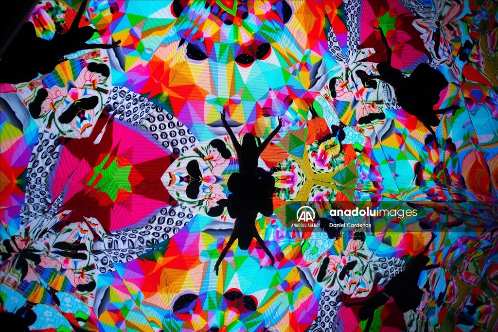 A mind-bending odyssey of colors, structures, and crazy-quilt patterns, “Metamorfosis” by Spanish artist Okuda San Miguel in Mexico City is a feast for the eyes for pop surrealism lovers