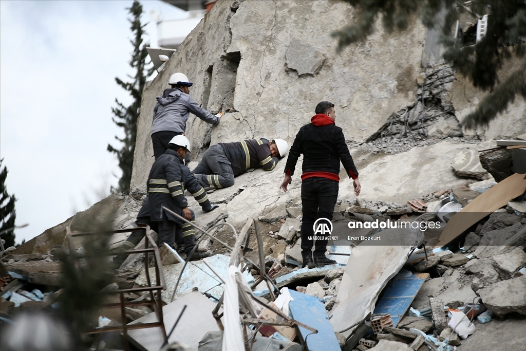 Terremoto de magnitud de 7,4 grados sacude el sur de Türkiye