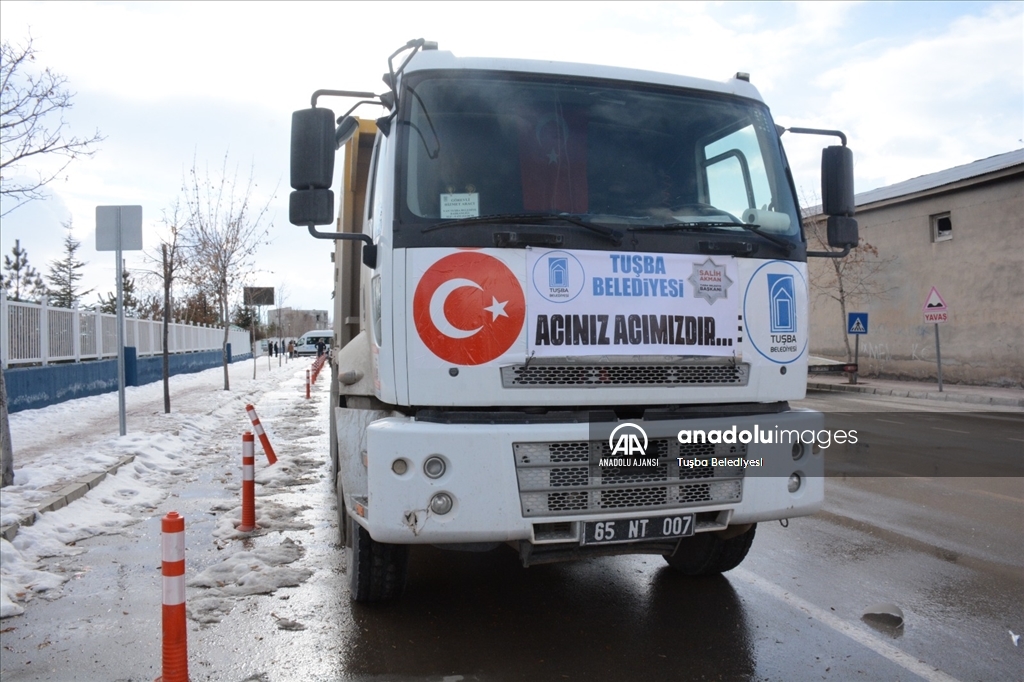 Van'daki belediyeler arama kurtarma ekiplerini deprem bölgesine gönderiyor