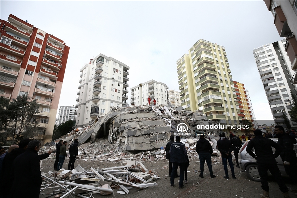 Terremoto de magnitud de 7,4 grados sacude el sur de Türkiye