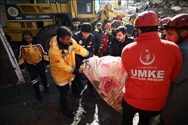 Terremoto de magnitud de 7,4 grados sacude el sur de Türkiye