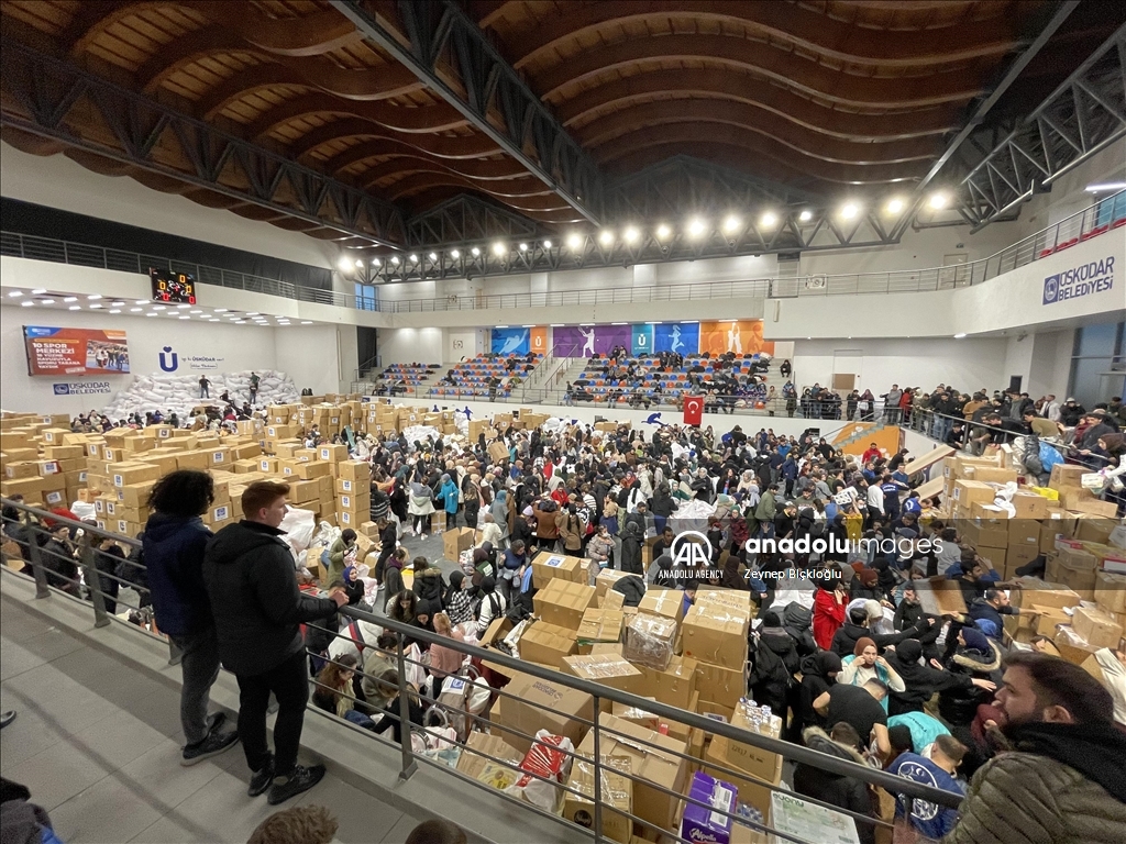 کمپین کمک‌رسانی مردم ترکیه به زلزله‌زدگان 