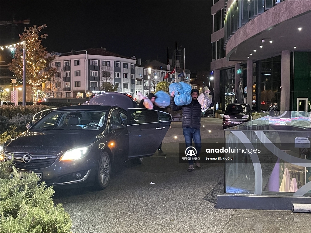 کمپین کمک‌رسانی مردم ترکیه به زلزله‌زدگان 