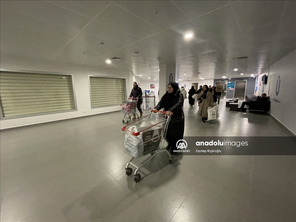 کمپین کمک‌رسانی مردم ترکیه به زلزله‌زدگان 